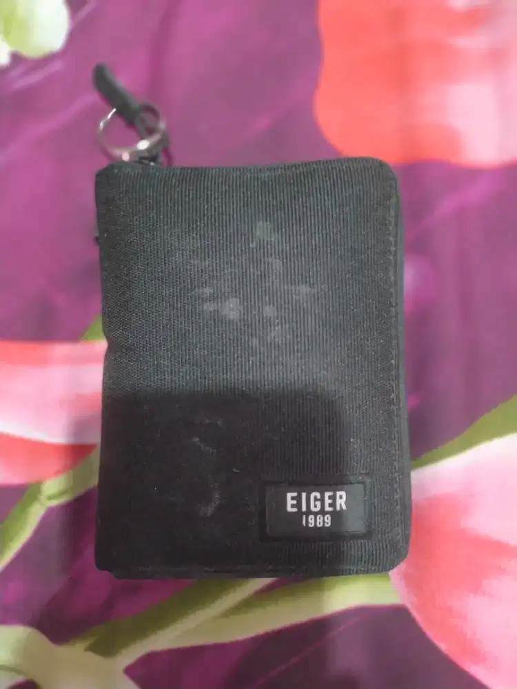 Dompet eager keren