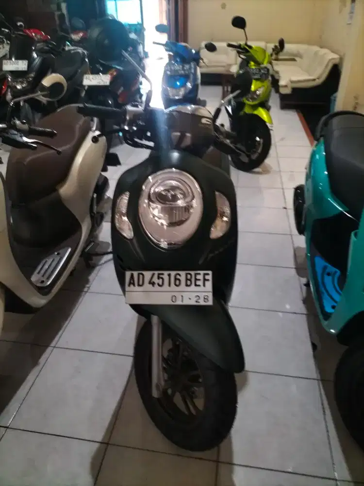 Scoopy prestige 2022