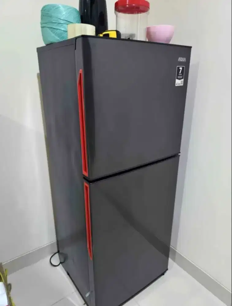 Kulkas aqua 2 pintu Garansi 7 Tahun