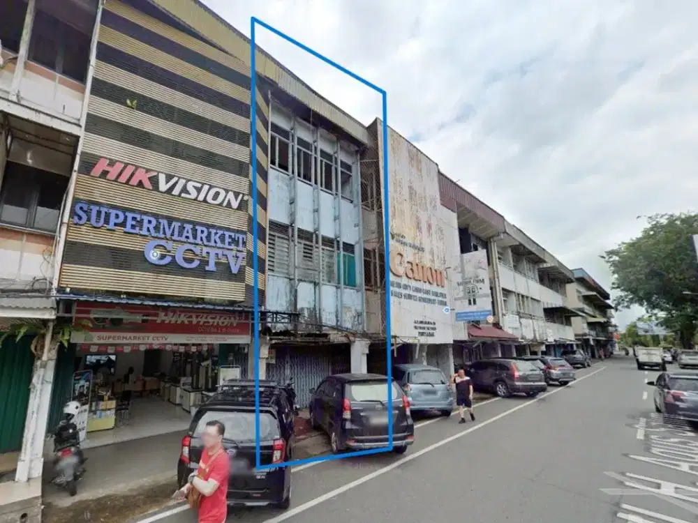 Dijual Ruko 3 Lantai Strategis Pusat Kota Jl H Agus Salim No 122 Pontianak
