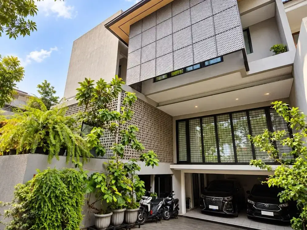JARANG ADA!  DIJUAL RUMAH PREMIUM SIAP HUNI, FURNISHED, LUAS, NYAMAN, DAN COCOK UNTUK HUNIAN MAUPUN INVESTASI DI KAWASAN PRESTISIUS  KEBAYORAN BARU JA