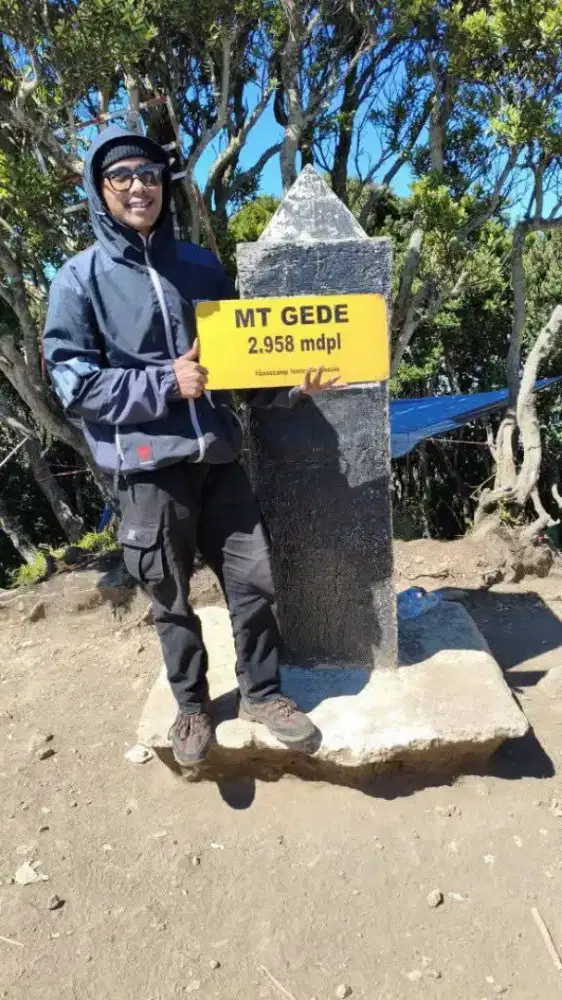 Mencari kerja apa saja