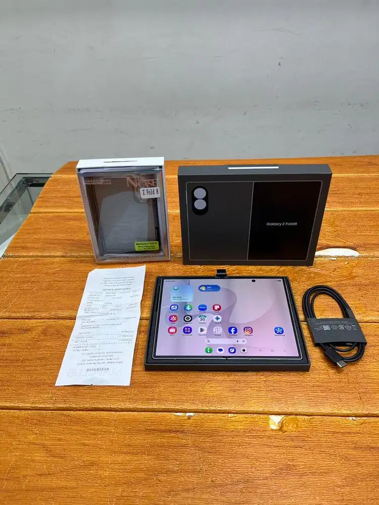 Samsung Z Fold 8| 12GB 512GB| Second Like New Resmi