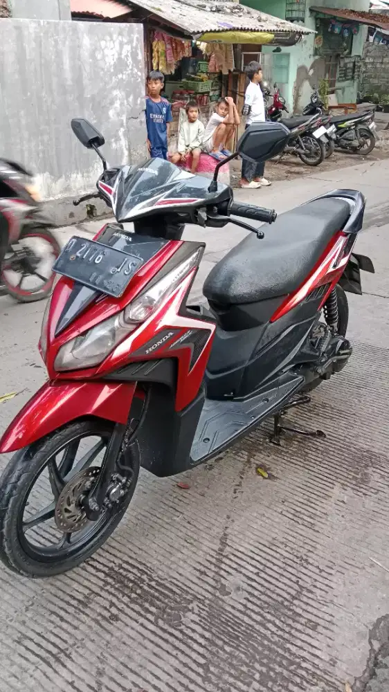 Honda vario tekhno thn 2011 siap pakai