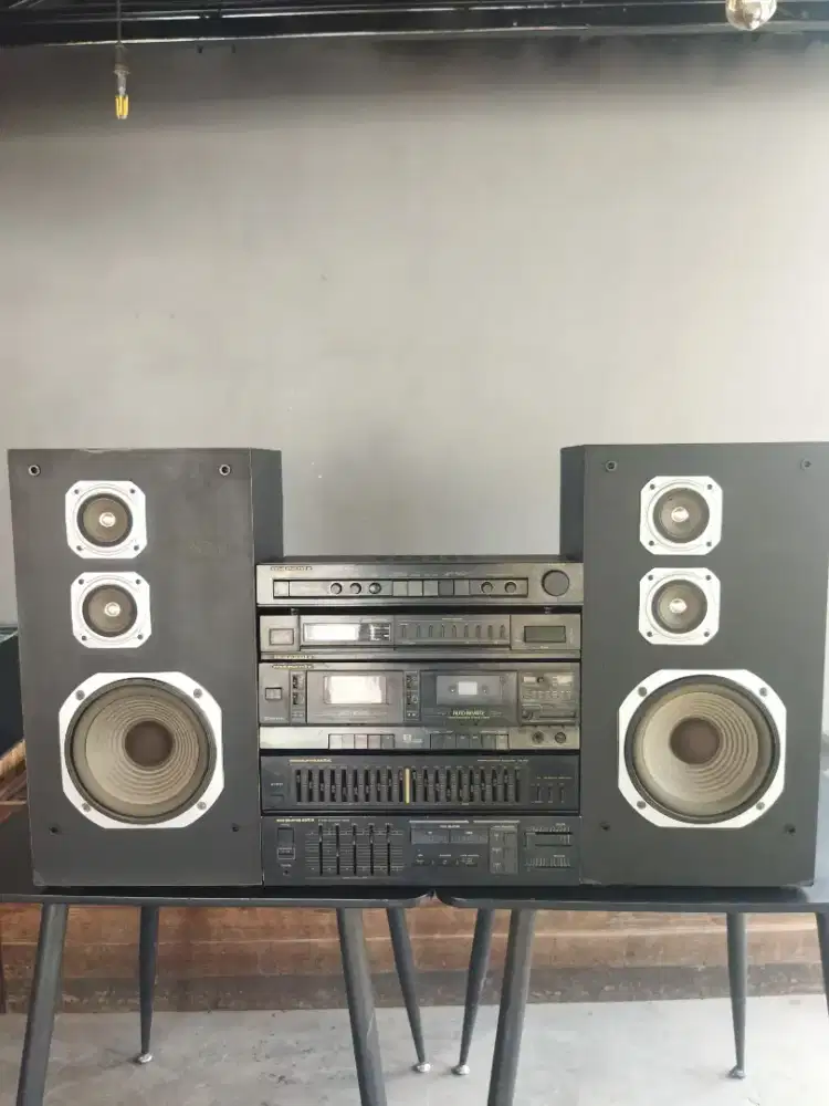 Marantz 5 stacks, dan speaker kenwood nos baru, komplit