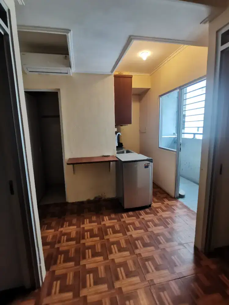 Disewakan OWNER Apartemen Menara kebon jeruk lantai 9 furnish 2 kamar