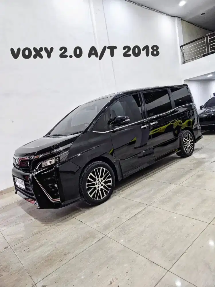 Toyota VOXY 2.0 Automatic 2018 / 2019 innova alphard 2012 reborn