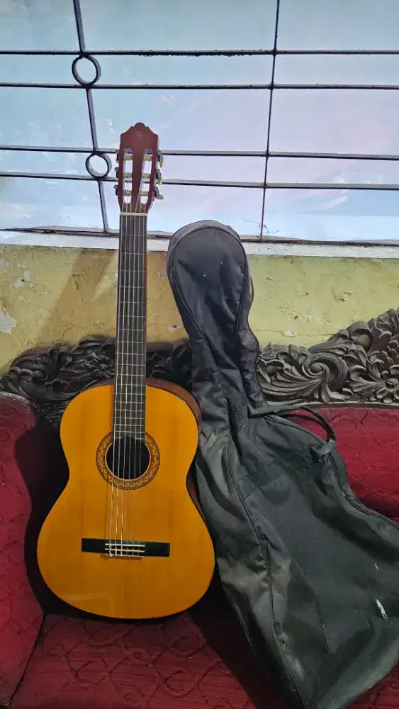 Yamaha Gitar C330A
