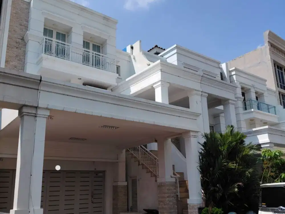 Ruko Opulence Residence Green Lake Sunter 8x25m 3 lantai