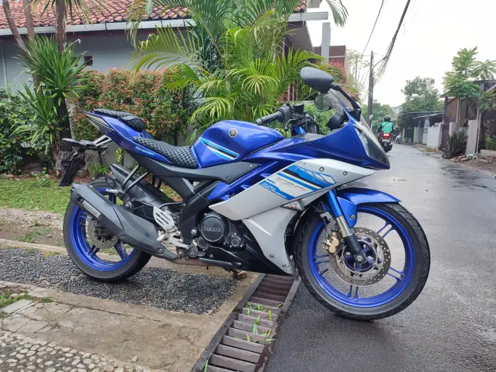 YAMAHA R15 V2 / R15V2 TAHUN 2016