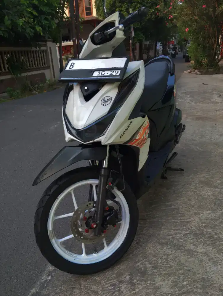 Honda Beat New (Deluxe) Tahun 2021