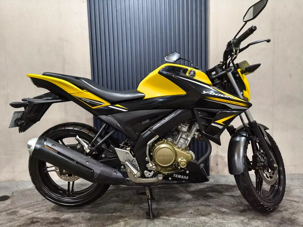 New Vixion 2019 istimewa mulus terawat siap pakai...