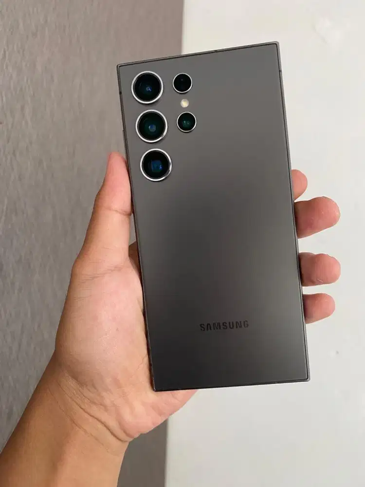 Samsung S24 Ultra Sein 12/512gb fullset
