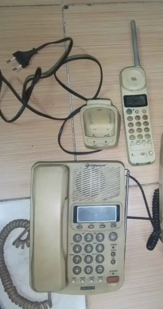 Koleksi pesawat telepon rumah 2pc 30rb saja