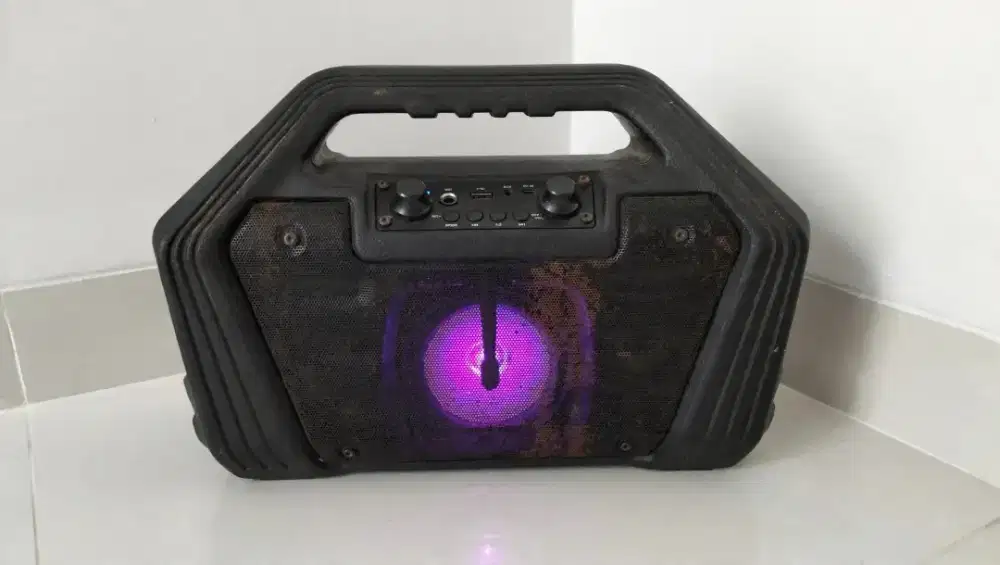 Speaker dazumba