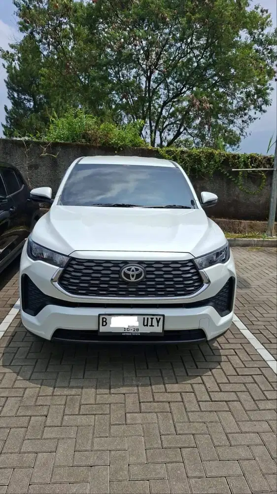 Toyota Innova Zenix G Hybrid 2023 31,000 KM