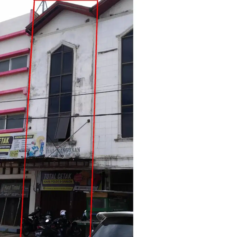 Ruko 3 Lt dijual di Jl. T. Iskandar, samping Plaza Aceh, Beurawe.
