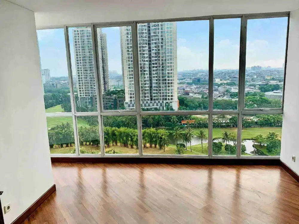 Springhill Royale Kemayoran Tipe King 185M2 3BR Private Lift View Golf 360 derajat