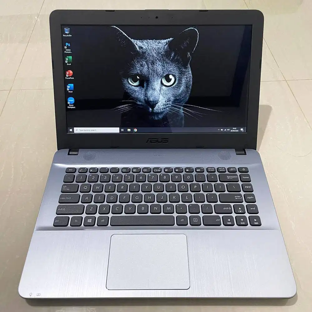 Laptop RAM 8GB + SSD 128GB + 500GB Core i3-6006U Asus X441UA. MURMER!!