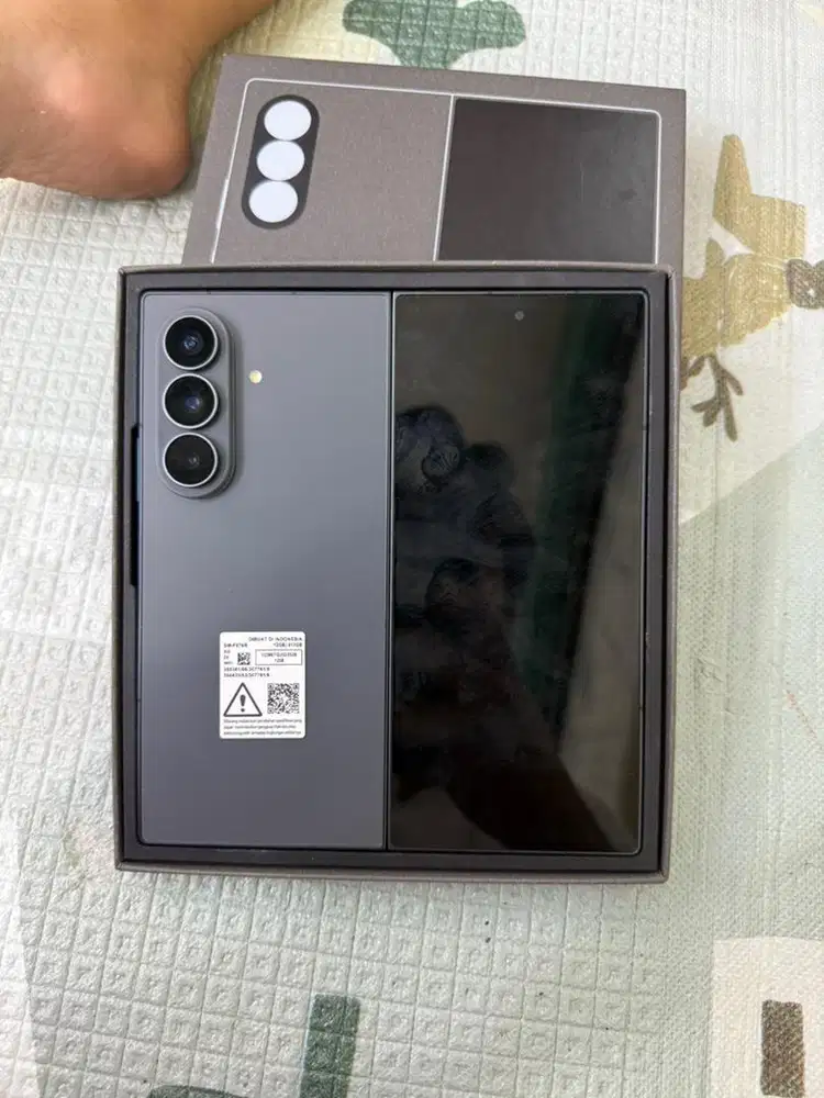 Samsung galaxy fold 8 ultra 512GB second