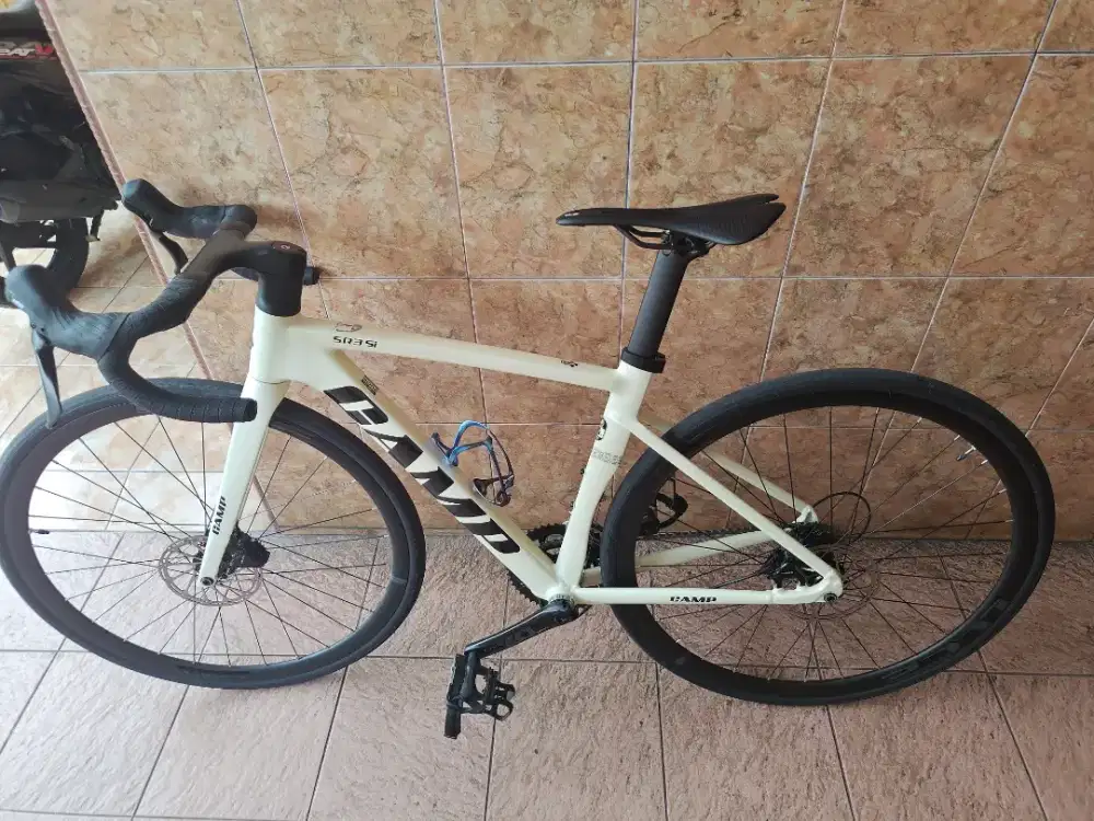 Sepeda road bike camp sr3 si