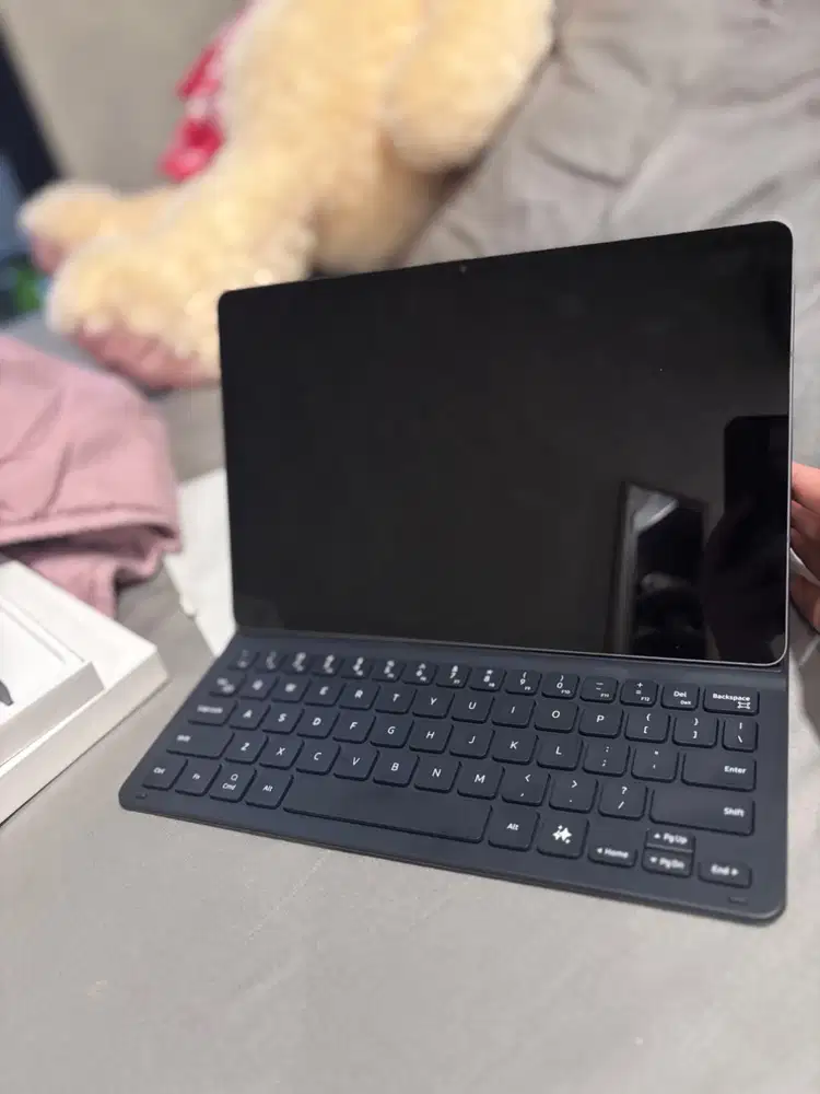 Samsung Galaxy Tab S9 FE 5G 6GB/128GB Mulus Fullset + Bonus Keyboard