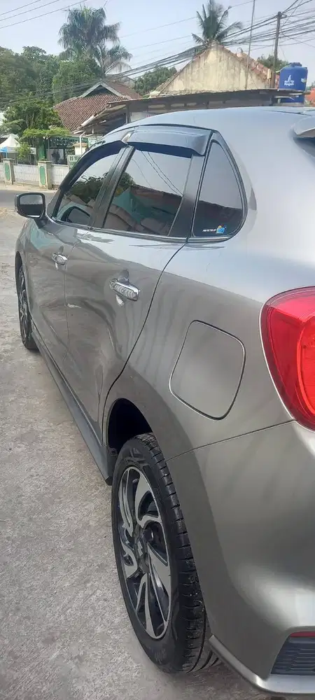 Suzuki Baleno 2021 km 39000 tangan pertma, pajak idup, pemakai wanita