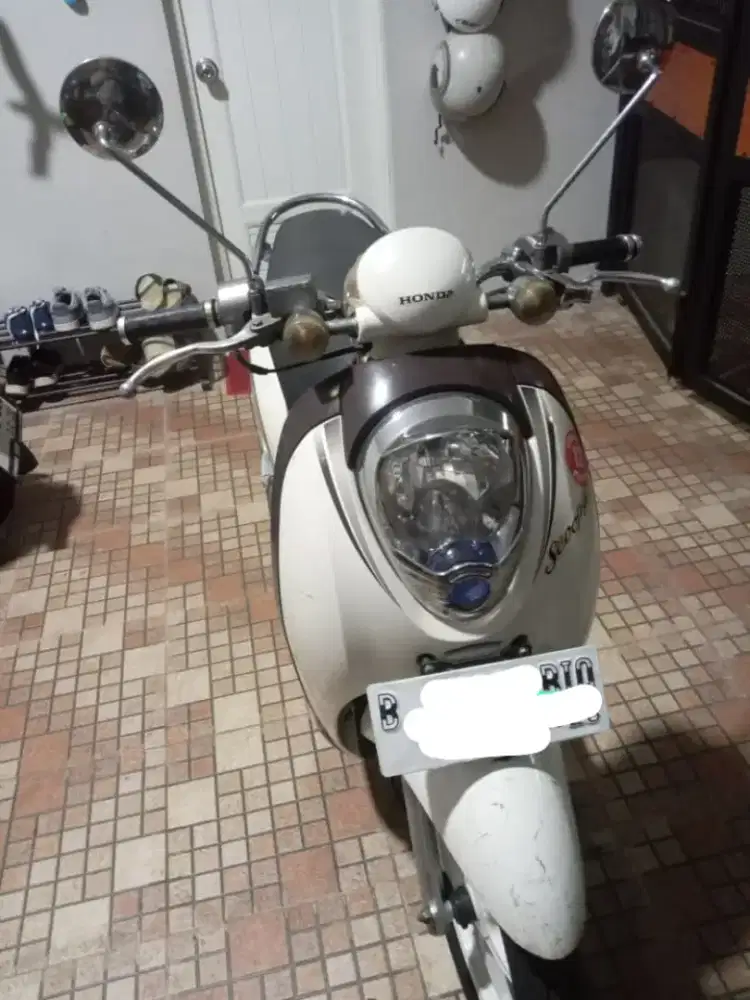 Scoopy karbu 2011 tangan pertama dari baru