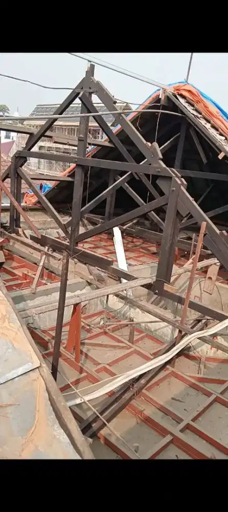 Layanan renovasi atap,atap bocor,dak rembes,flapon,kramik, kanopi