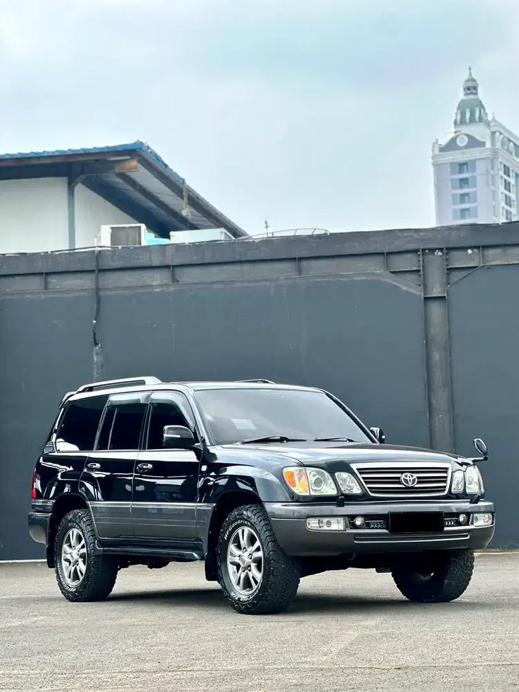 TOYOTA LAND CRUISER CYGNUS ZIGZAG