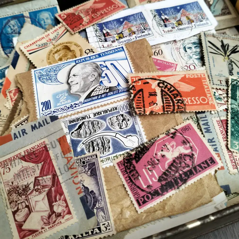 Perangko Koleksi Stamps 1200 Pcs Ex Kolpri