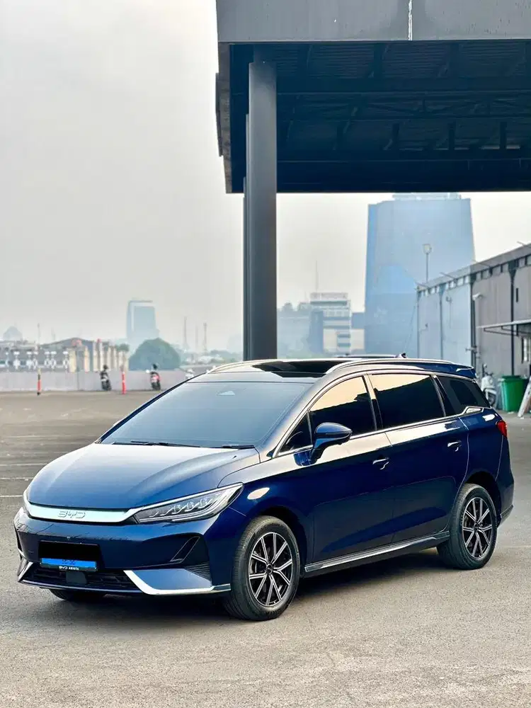 BYD M6 PANORAMIC SUPERIOR