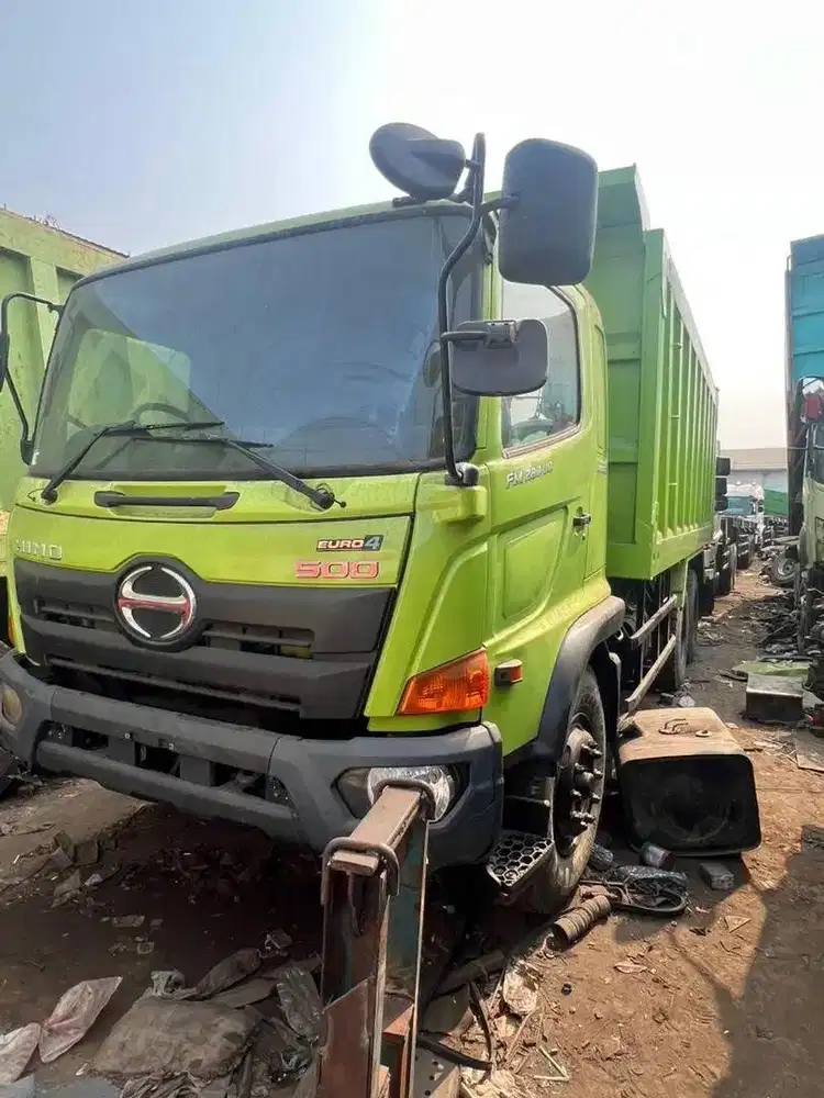 Hino Dumptruck 2024