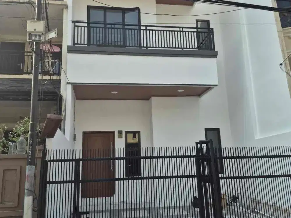 Rumah baru 2 Lantai Gading Indah Utara Kelapa Gading Jakarta Utara