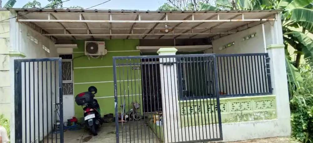 Di sewakan rumah tanah sareal