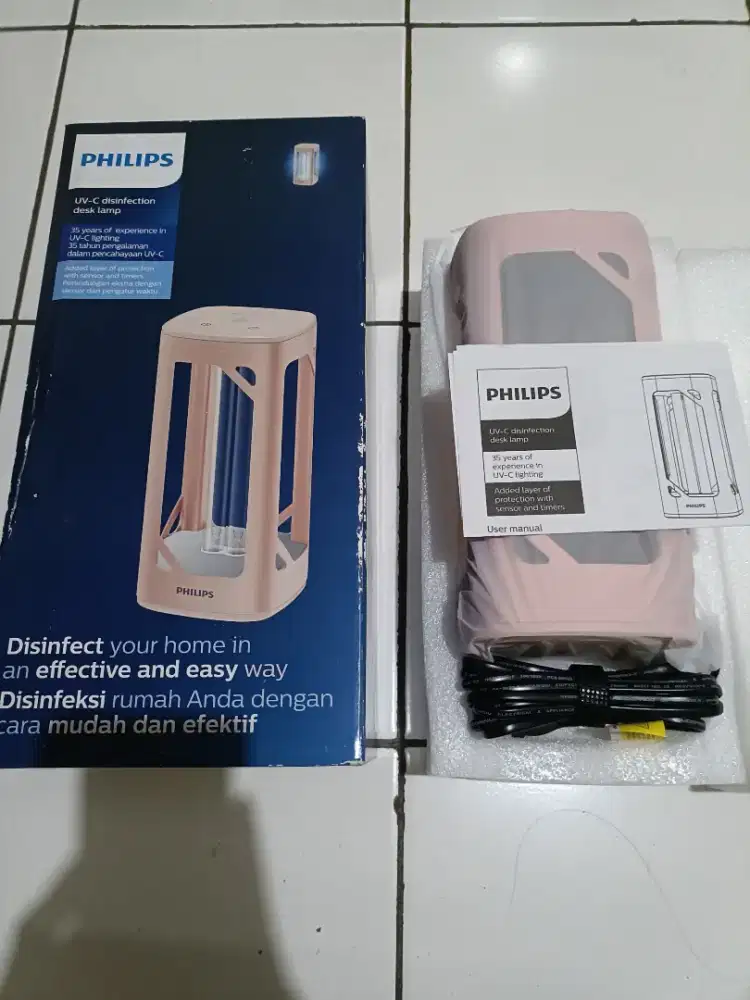 Philips UV-C Disinfectan desk lamp