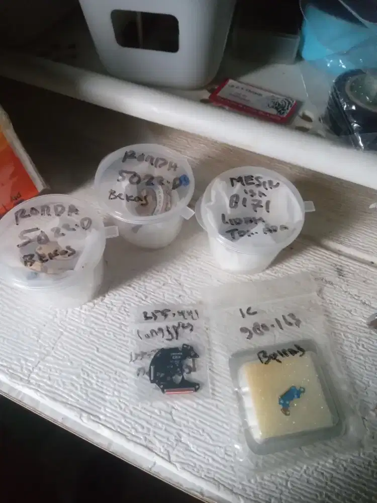 Jual ic dan mesin jam tangan