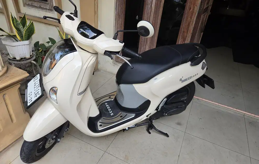 Scoopy putih model terbaru 2025 low km istimewa gbm