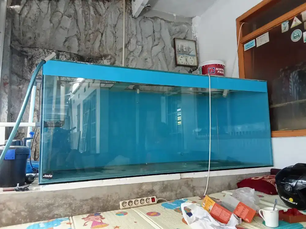 aquarium 200x100x80