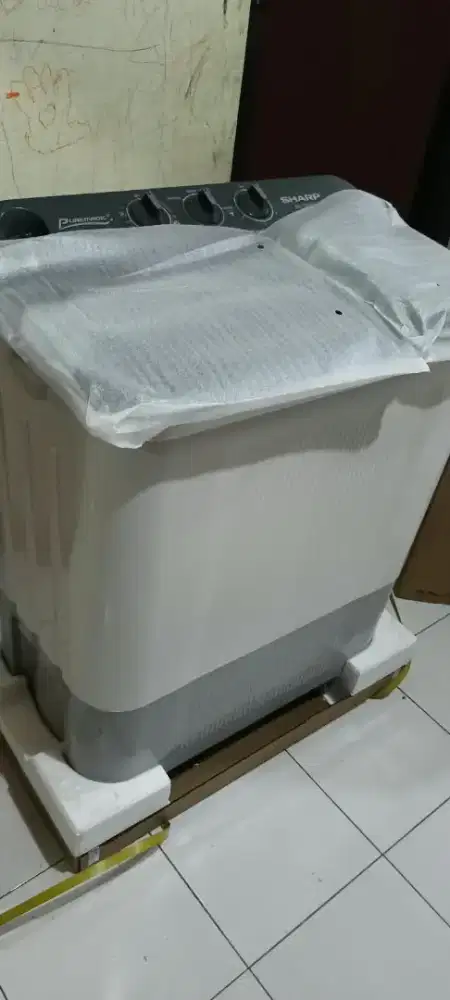 Mesin cuci 2 tabung sharp kondisi baru banyumanik semarang
