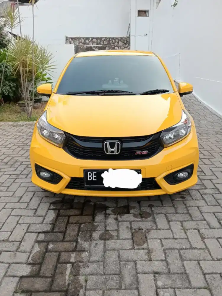 Jual mobil BRIO RS kuning tahun 2022