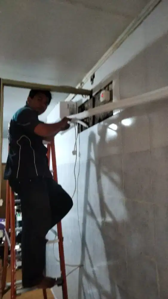 Jasa cek Bongkar pasang AC & water hiter Bergaransi