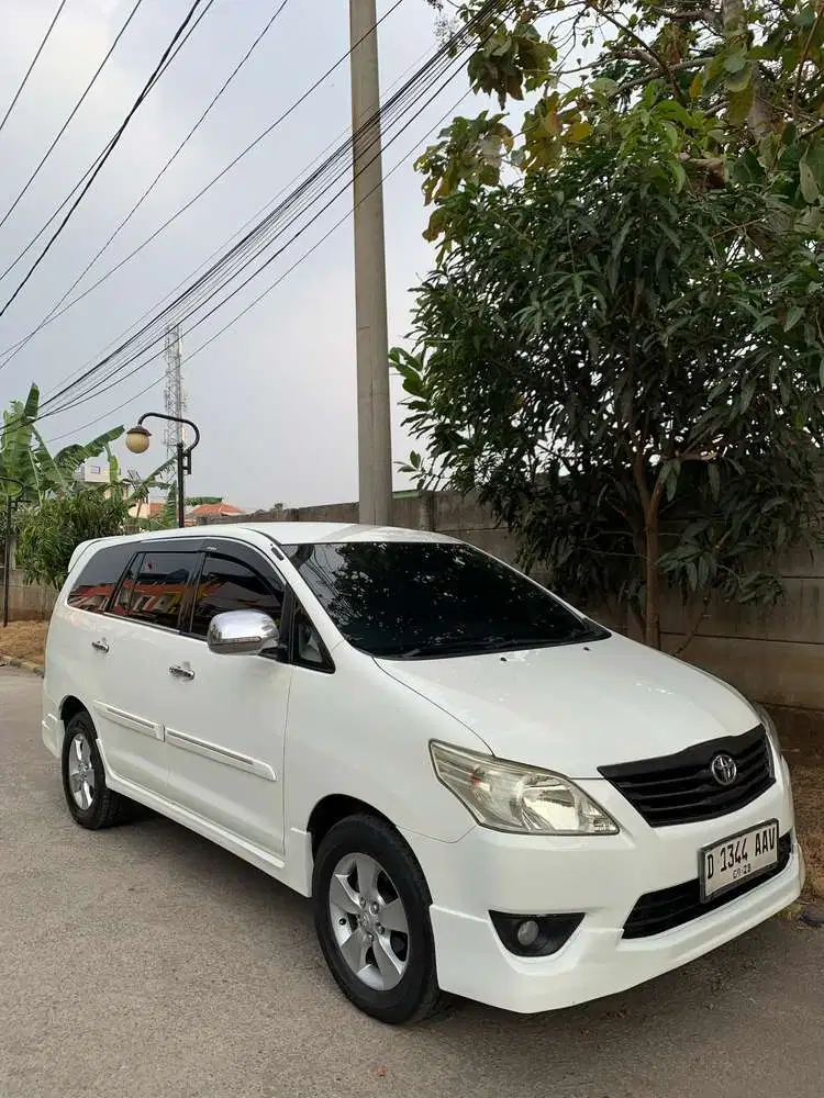Toyota Kijang Innova 2013 Bensin