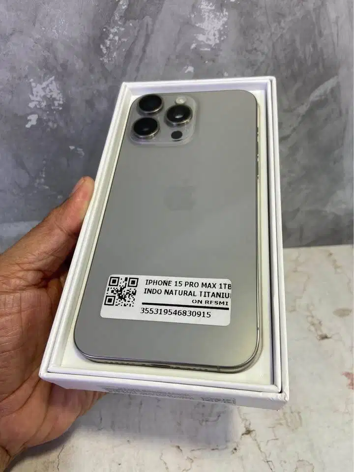 Second IPHONE 15 PROMAX 1tb Natural Titanium Welljoss