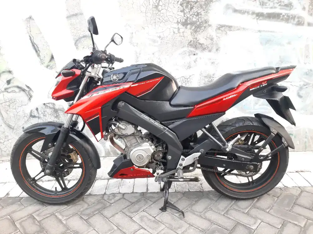 Dijual Cepat (BU) Yamaha Vixion NVA 2016