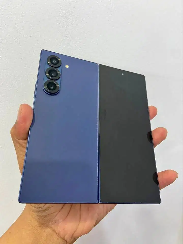 Second SAMSUNG GALAXY FOLD 6 12/512gb BLUE SEIN Mantapp