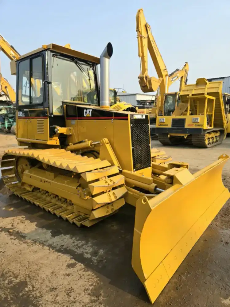 Bulldozer Caterpillar D3C Tahun 2026