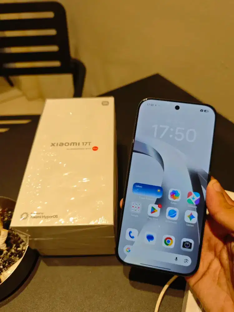 Xiaomi 17 12/512GB Baru Pakai 2 Minggu