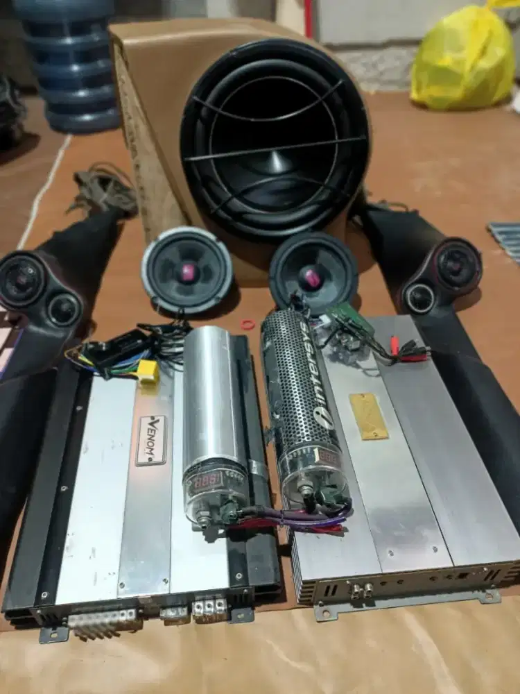 Audio mobil bekas