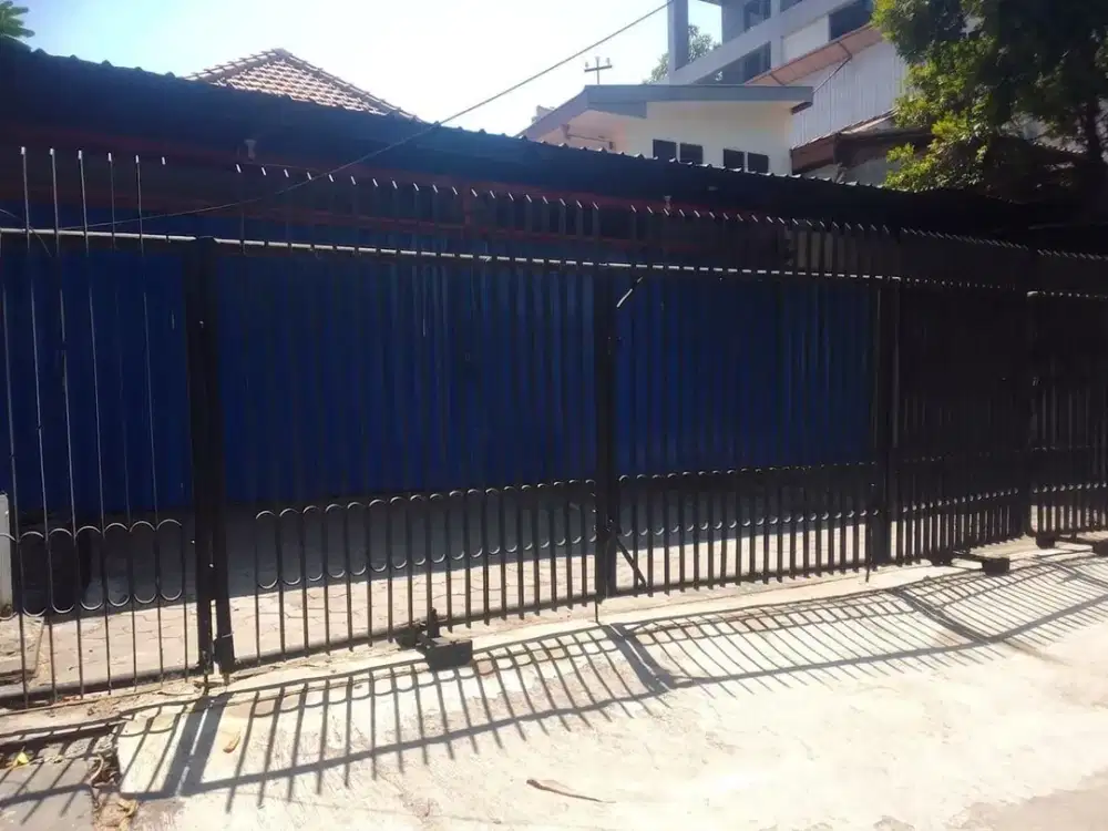 DISEWAKAN RUMAH NGAGEL JAYA